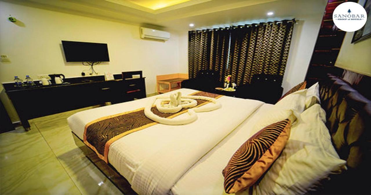 Hotel White Grand Shimla - In City Centre - A Centrally Ac Hotel Exterior photo
