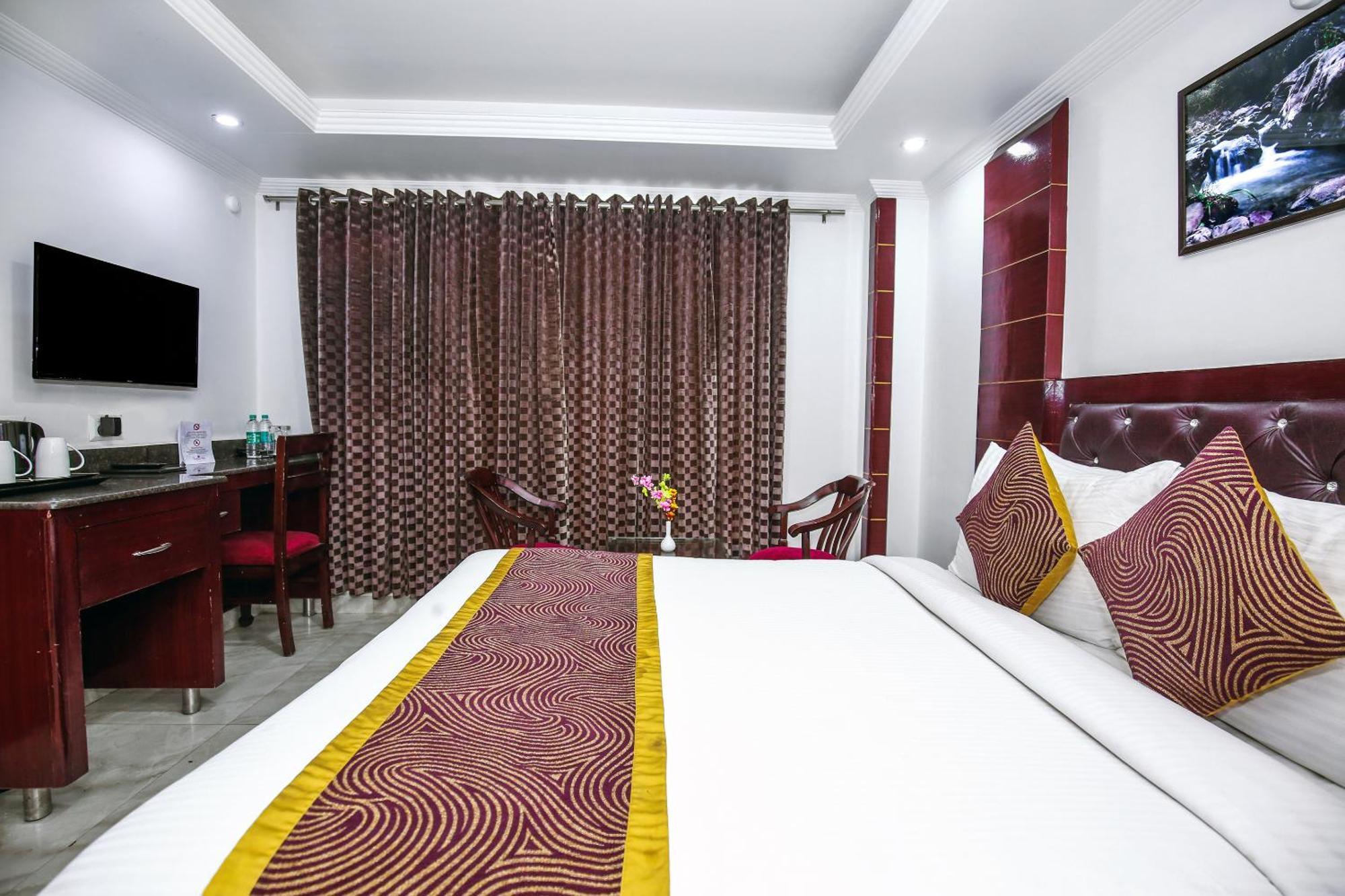 Hotel White Grand Shimla - In City Centre - A Centrally Ac Hotel Exterior photo